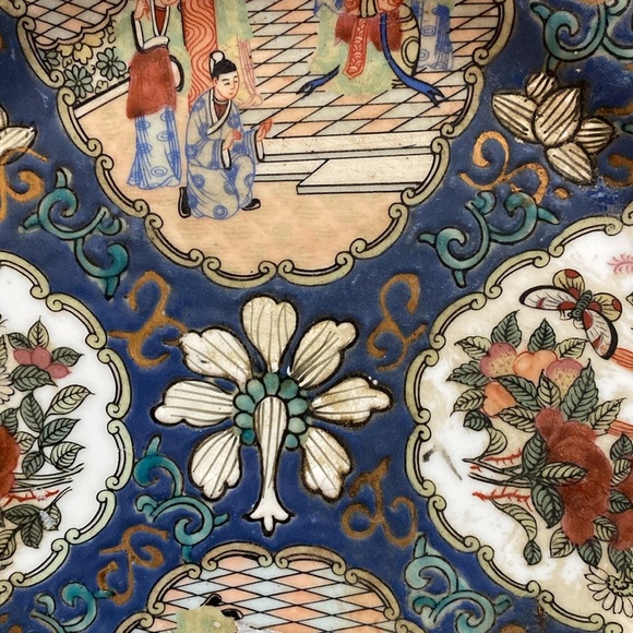 2 Chinese Vintage Rose Medallion
Enamel Porcelain Plates 10” - Picture 6 of 16